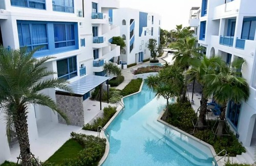 Hua Hin House | 2BR Beachfront Resort -The Crest Santor