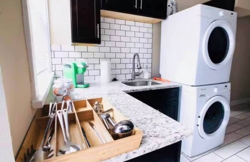 Central West End Apartment | 2Br Comfy BJ Hospital STL Zoo