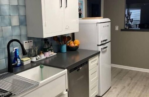 Southgate House | 2BR for 1-5pp - 1/3mile Med Cen - 1/2mile Rice Uni