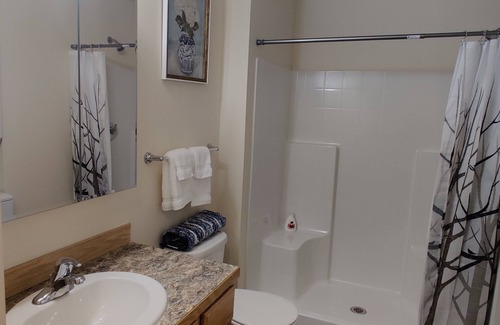 Goldendale Apartment | 2BR Fully Furnished duplex in a quiet neighborhood. Unit 1006