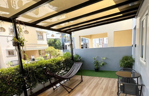 Balanga House | 2BR Home (corner lot). With Lanai, 100 Mbps Internet and Netflix.