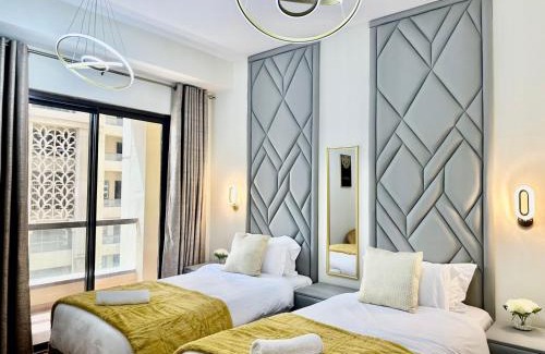 Jumeira 3 Apartment | 2BR Luxury Apartment Marina View