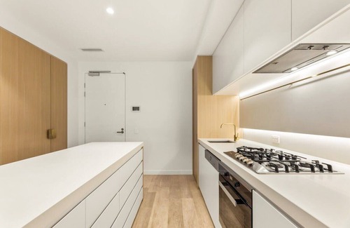 Box Hill Apartment | 2BR skyview BoxHill center
