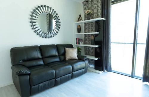 Buderim House | 2BR Suite with Lounge, Bath & Workstation
