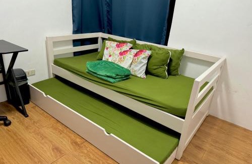 Socorro Apartment | 2BR w Balcony in Araneta, Cubao w Pool and Gym - Porto Vita