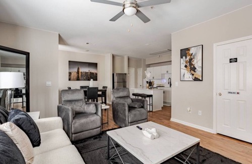 Downtown Oklahoma City Apartment | 2BR2BA Luxury Apt in Bricktown,Walk to Riverwalk & OU Med Center w Gym & Pool