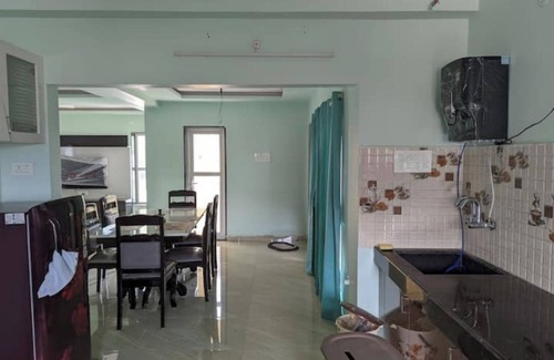 Visakhapatnam House | 2nd floor Beach view 3 bedroom apartment between two hills