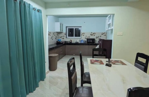 Visakhapatnam House | 2nd floor Beach view 3 bedroom apartment between two hills