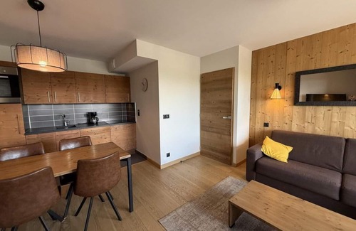 Les Saisies Apartment | 2nd floor, view panoramic, balcony, parking, tv, 52m², Les Saisies