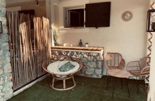 Puget-Theniers Apartment | 2P au coeur des montagnes avec piscine chauffée