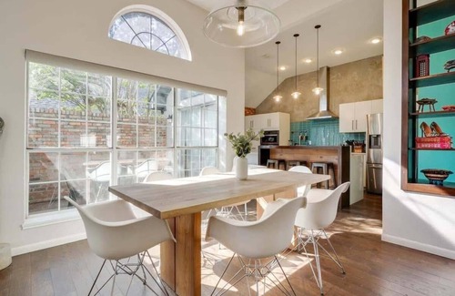Far North Dallas House | 3-BD/2-BA Northern Dallas Retreat | Hot Tub & BBQ