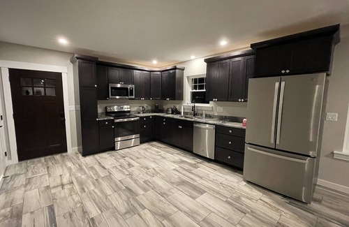 Bangor House | 3 BD/2 BATH RIVERVIEW with HOT TUB