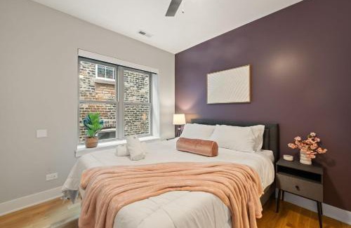 Heart of Chicago Apartment | 3 Bed 2 Bath Chicago Retreat w Balcony & Parking