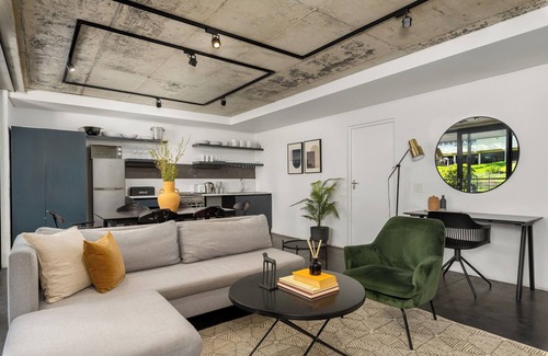Schotsche Kloof Apartment | 3 Bed Apartment in Colourful Bo Kaap