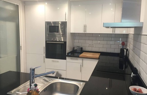 Urbanizacion Pinos Verdes Apartment | 3 Bed Ground Floor - walk to beach/restaurants. Fast Fibre WiFi