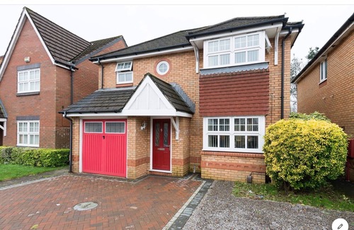 Ely House | 3 bed house for up to 6 people In Cardiff, Wales