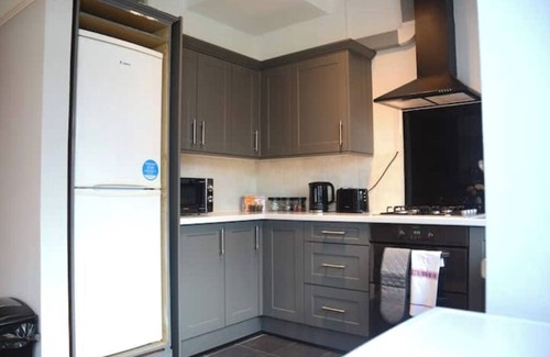 Finsbury Park House | 3 Bed House in the heart of Palmers Green, London.