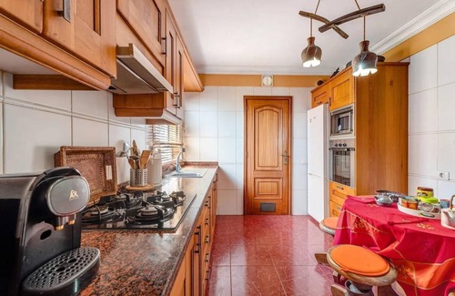 Radazul Apartment | 3 Bed-Sleeps 5-Parking-Radazul beach-Sea View