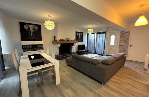 Herouville-Saint-Clair House | 3 Bedroom Private vacation home in Hérouville-Saint-Clair