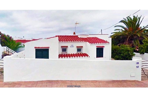 Cala en Porter Villa | 3 Bedroom, 2 Bathroom, Pool, Wi-Fi, Spacious Villa in Cala En Porter Quiet Area
