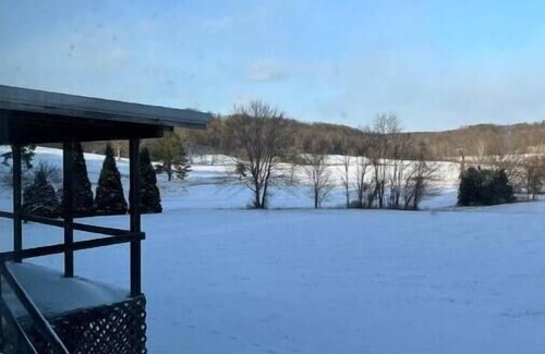 McFarlan House | 3 bedroom 2 bath in Shawnee near Garden of the Gods, Ohio River Scenic Byway