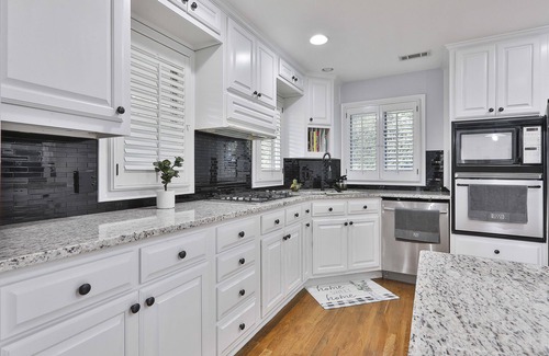 Peachtree City House | 3 Bedroom 2 Bath Cozy & Private Home in Beautiful Peachtree City