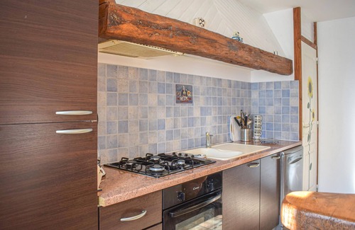 Plounevez-Moedec House | 3 bedroom accommodation in Plounévez-Moëdec