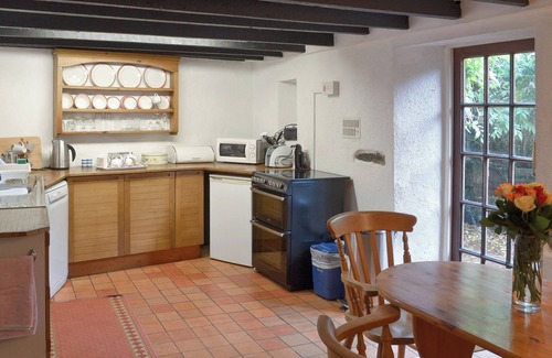 Buckfastleigh Cottage | 3 bedroom accommodation in Buckfastleigh, near Dartmoor