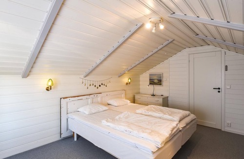Bovallstrand House | 3 bedroom accommodation in Bovallstrand