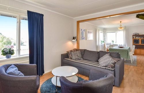 Bovallstrand House | 3 bedroom accommodation in Bovallstrand