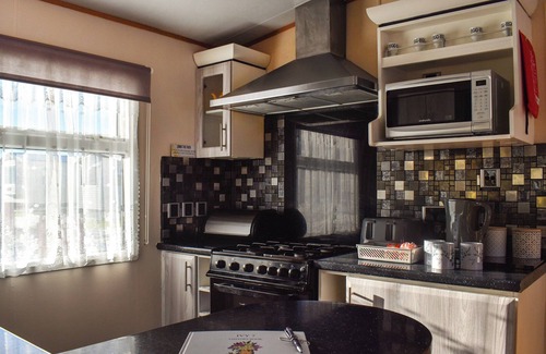 Cayton Cottage | 3 bedroom accommodation in Cayton Bay