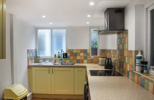 Fishguard Apartment | 3 bedroom accommodation in Lower Town