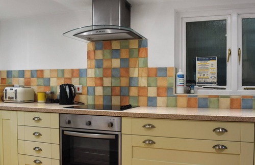 Fishguard Apartment | 3 bedroom accommodation in Lower Town