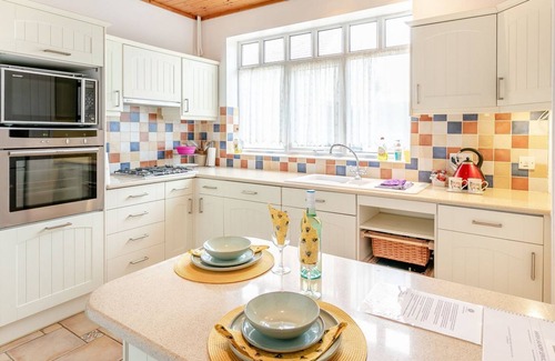 Sandilands Cottage | 3 bedroom accommodation in Sandilands