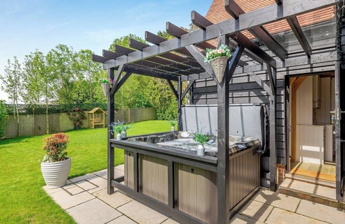 Tea Green Cottage | 3 bedroom accommodation in Kimpton, near Hitchin