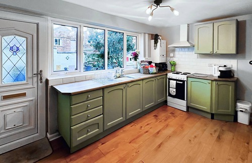 Burgh le Marsh Cottage | 3 bedroom accommodation in Burgh Le Marsh, Skegness