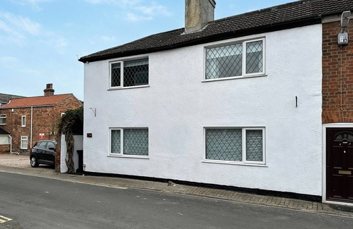Burgh le Marsh Cottage | 3 bedroom accommodation in Burgh Le Marsh, Skegness