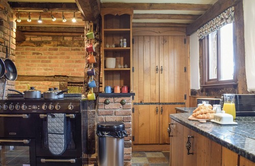Caersws Cottage | 3 bedroom accommodation in Trefeglwys, near Llanidloes