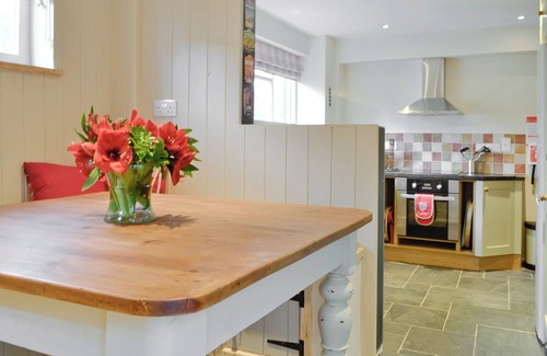 Hook Norton Cottage | 3 bedroom accommodation in Hook Norton, near Chipping Norton