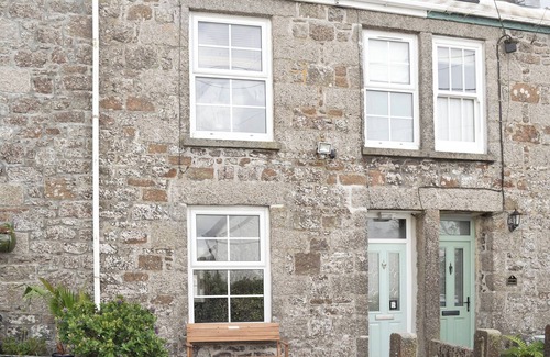 The Lizard Cottage | 3 bedroom accommodation in The Lizard Village, near Helston
