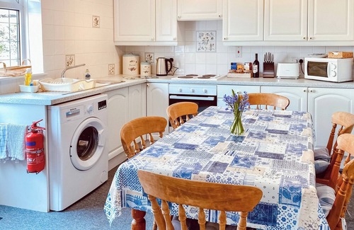 Newquay Cottage | 3 bedroom accommodation in Crantock, near Newquay