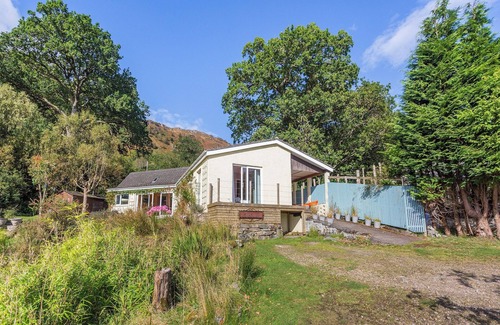 Salen Cottage | 3 bedroom accommodation in Camas Inas, near Acharacle