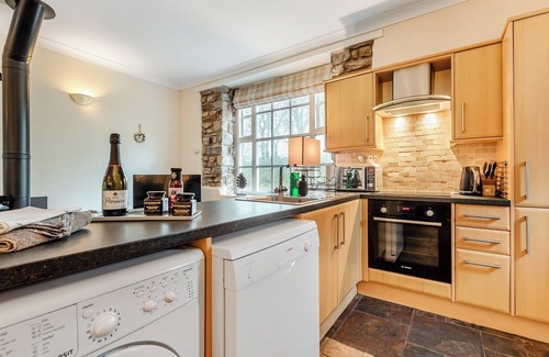 Roch Cottage | 3 bedroom accommodation in Roch