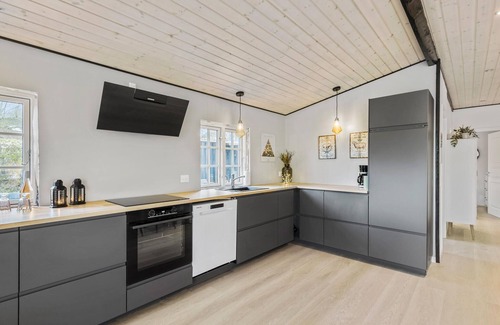 Vejby House | 3 bedroom amazing home in Vejby