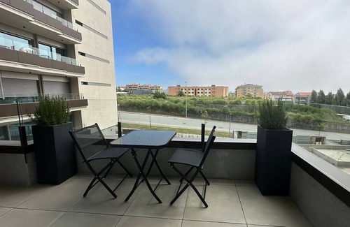 Canidelo Condo | 3 bedroom apartment in luxury furnished condominium 1000m from lavadores beach