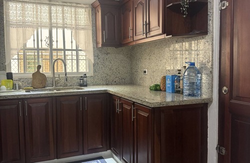 Los Cacicazgos Apartment | 3-Bedroom Apartment in Mirador Norte/Bella Vista - Wifi, Wash/Dryer, Master Bdrm
