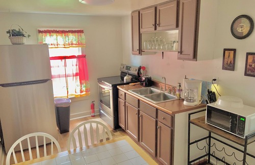 Medina Apartment | 3-bedroom apartment near hospital and Erie Canal