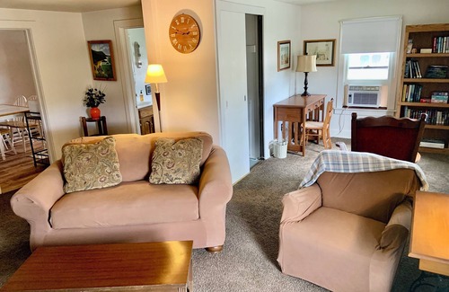 Medina Apartment | 3-bedroom apartment near hospital and Erie Canal
