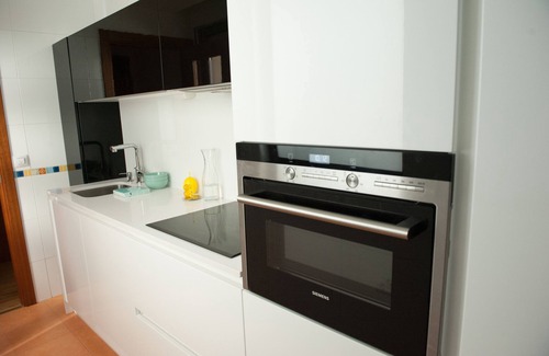 Fontana Apartment | 3 bedroom apartment with parking and wifi