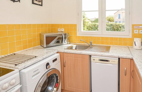 Aigues-Mortes House | 3 bedroom awesome home in Aigues-Mortes